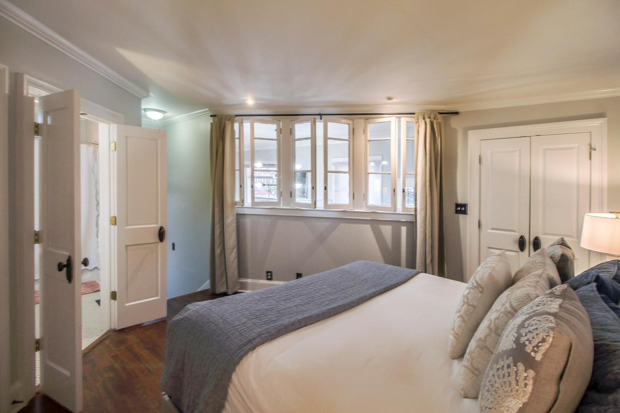 Walk To It All In Downtown, Double King Beds Savannah Luaran gambar