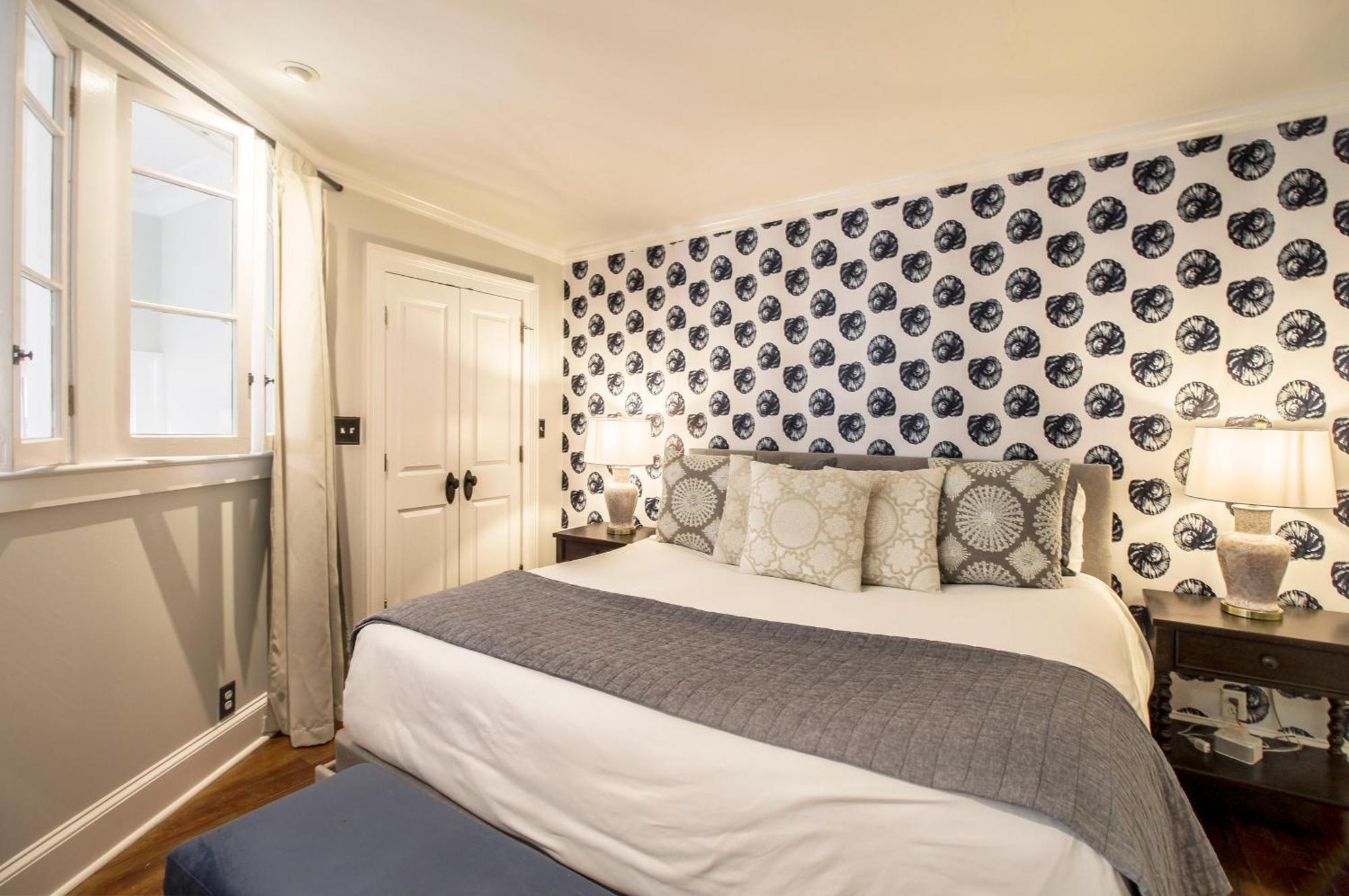 Walk To It All In Downtown, Double King Beds Savannah Luaran gambar