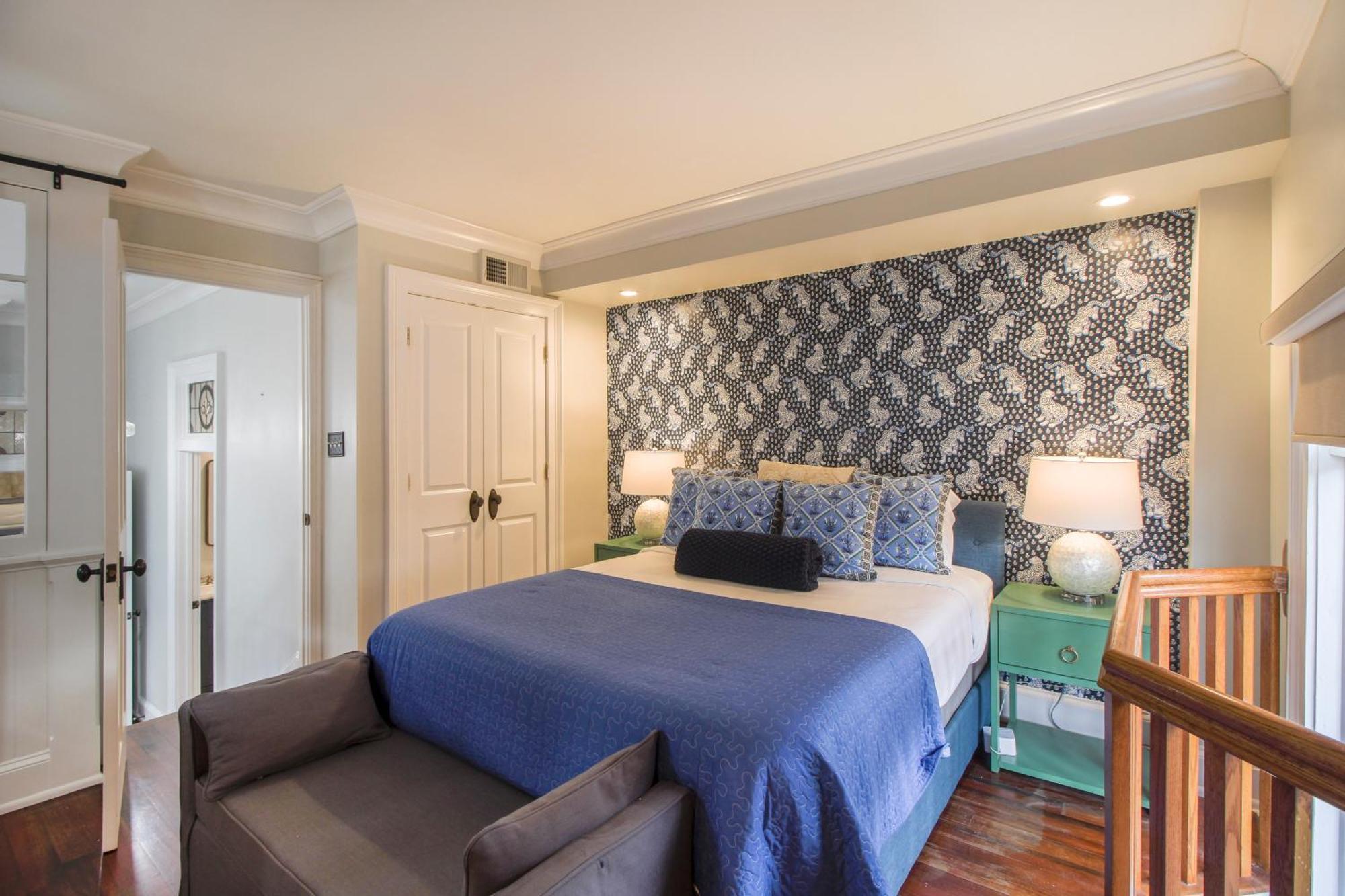 Walk To It All In Downtown, Double King Beds Savannah Luaran gambar
